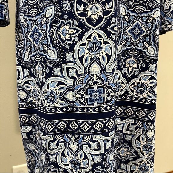 Apt. 9 Navy and White Long Sleeve knee length Dress size large - Picture 3 of 13
